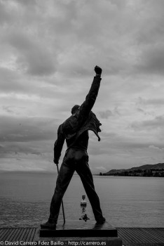 Que grande que era Freddie Mercury. Junto al lago Leman en Vevey Suiza